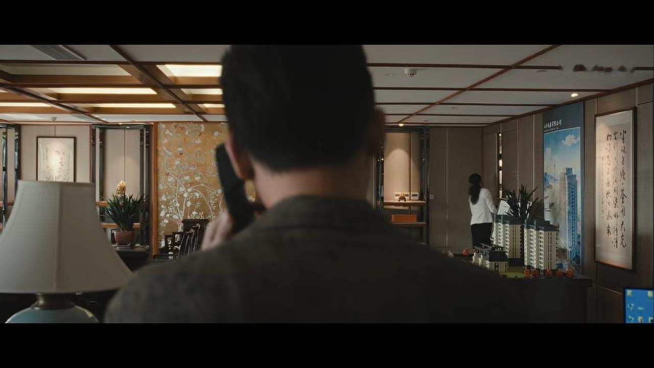 交锋林看山客套话全部都是刀子，实则是来探听一下锦兰在旅行社到底干了啥？接电话那一