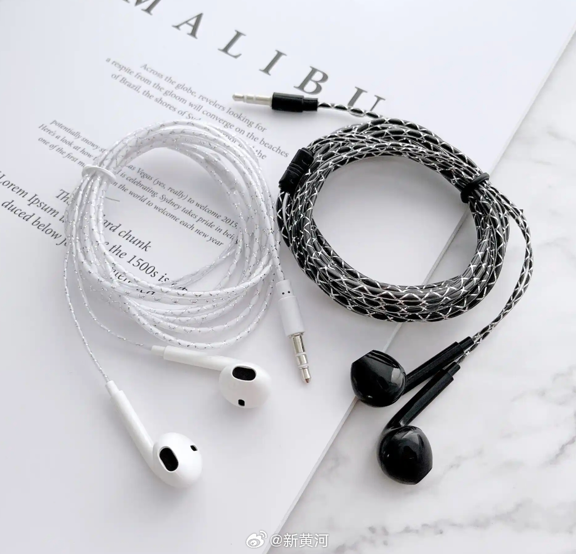 【#有线耳机逆袭成年轻人新宠# 10元至30元平价款热销，有店铺已售空】过去几年