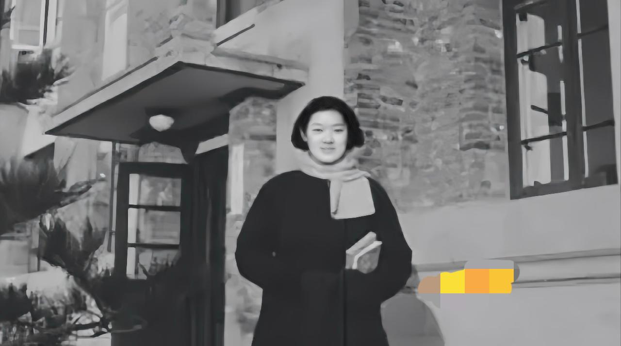 没想到1949年站在北京贝满女中门口的这个青涩小姑娘，后来会成毛主席的英文老师？