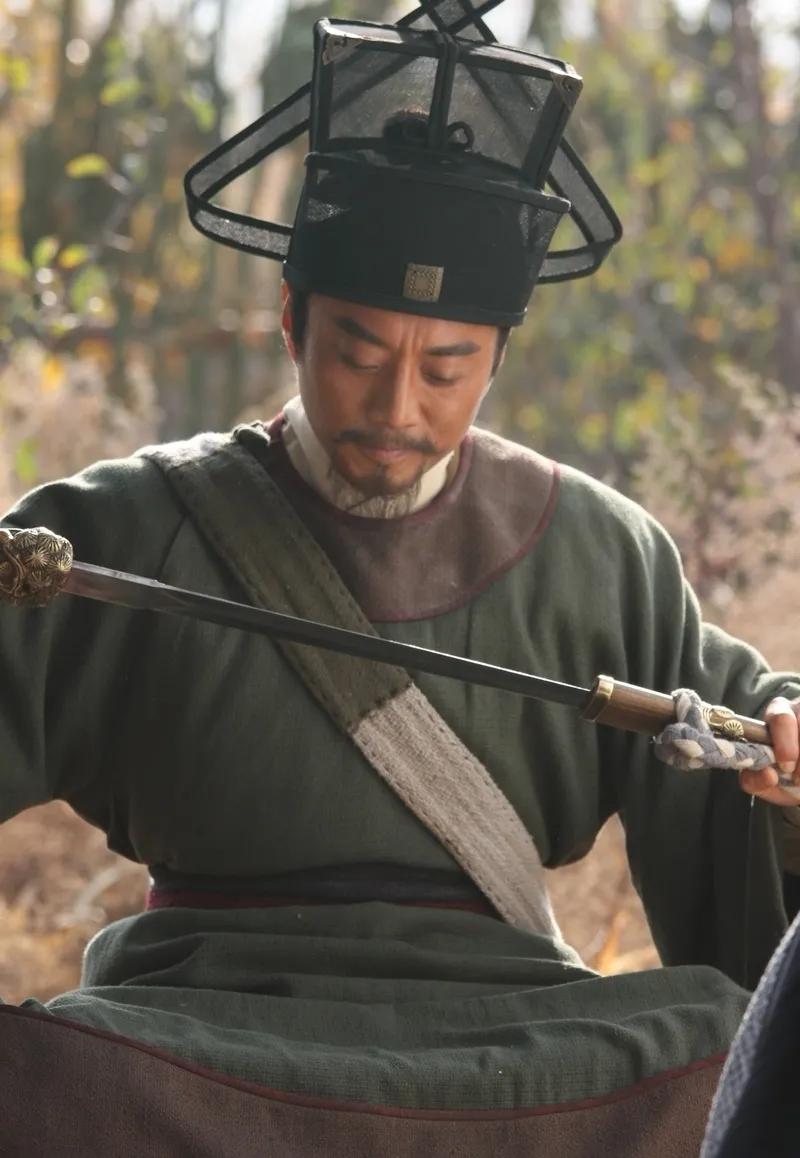 与水浒传不同，宋江起义后，并没有驻扎在梁山泊，而是采用流动作战的方式。
宣和元年