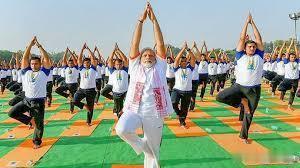 美媒称，印将支付约20亿美元从俄租赁一艘盒动力攻击潜艇，在经历了长达十年的谈判僵