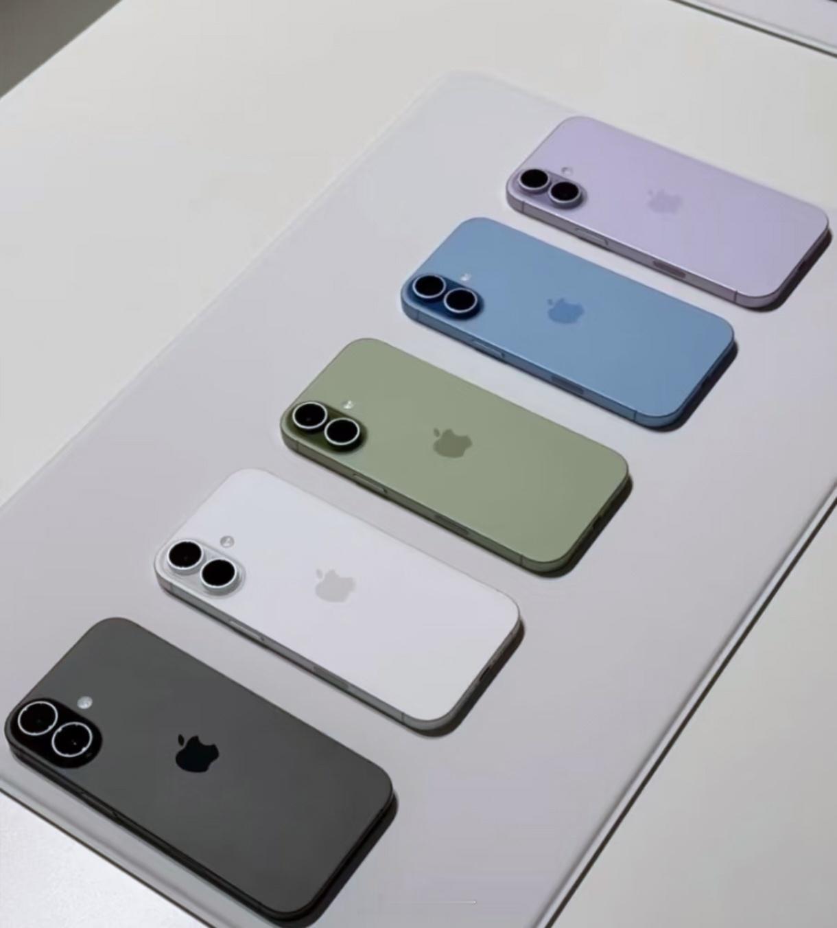 iPhone 17 涨价是小道消息，不过有可能是真的。首先 iPhone 17 