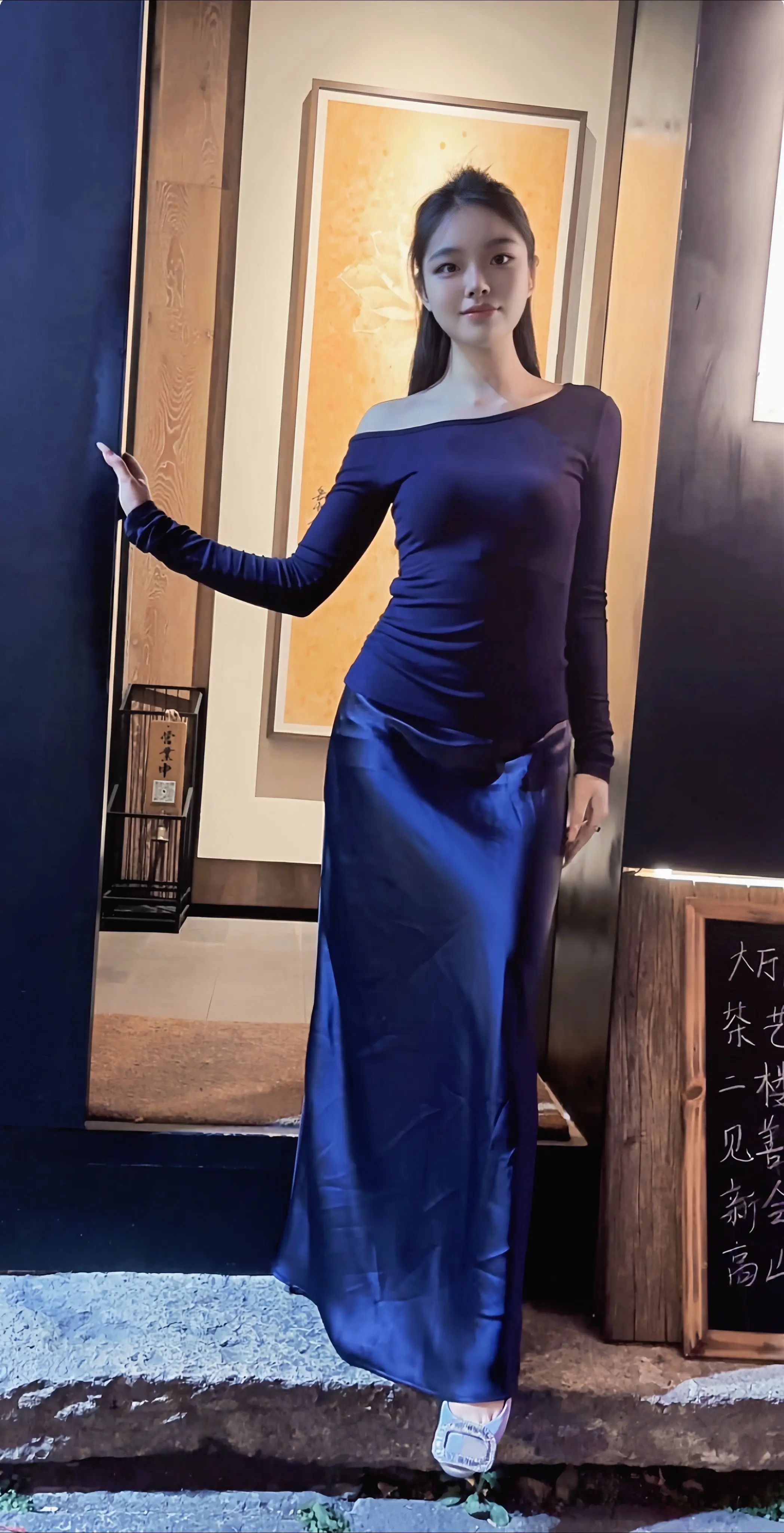 人与人互为镜子，无论是谁，你待我如何，我便待你如何。是规矩也是礼貌