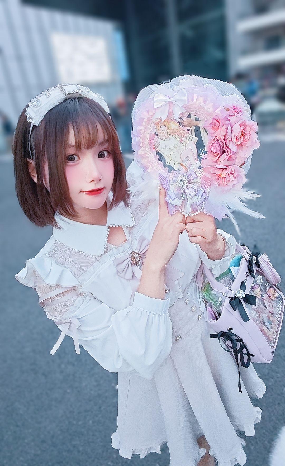 I love you so……💖💖 原来幸福真的会使人落泪。 喜欢...