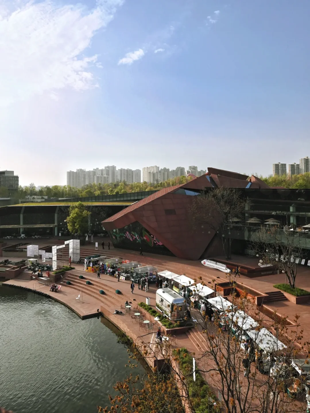 成都水上艺术书展📒限时3️⃣天！很多酷东西😎