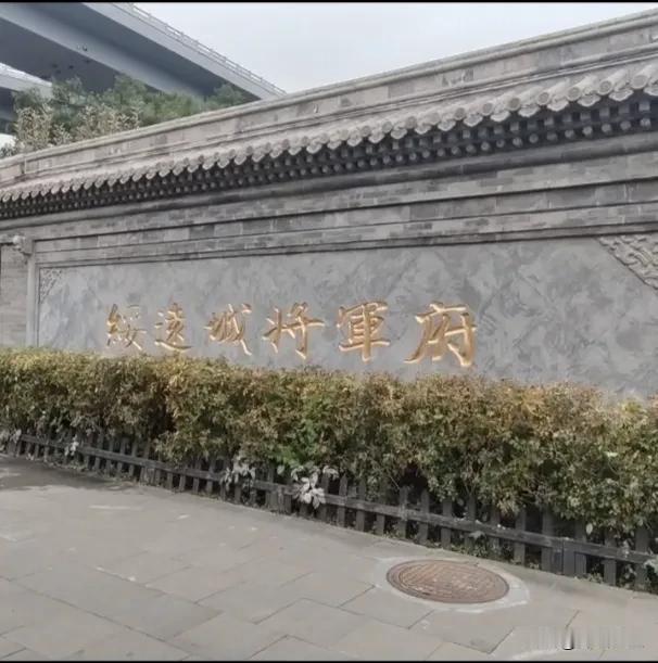 人生没有许多如果，
但是有很多很多的但是。