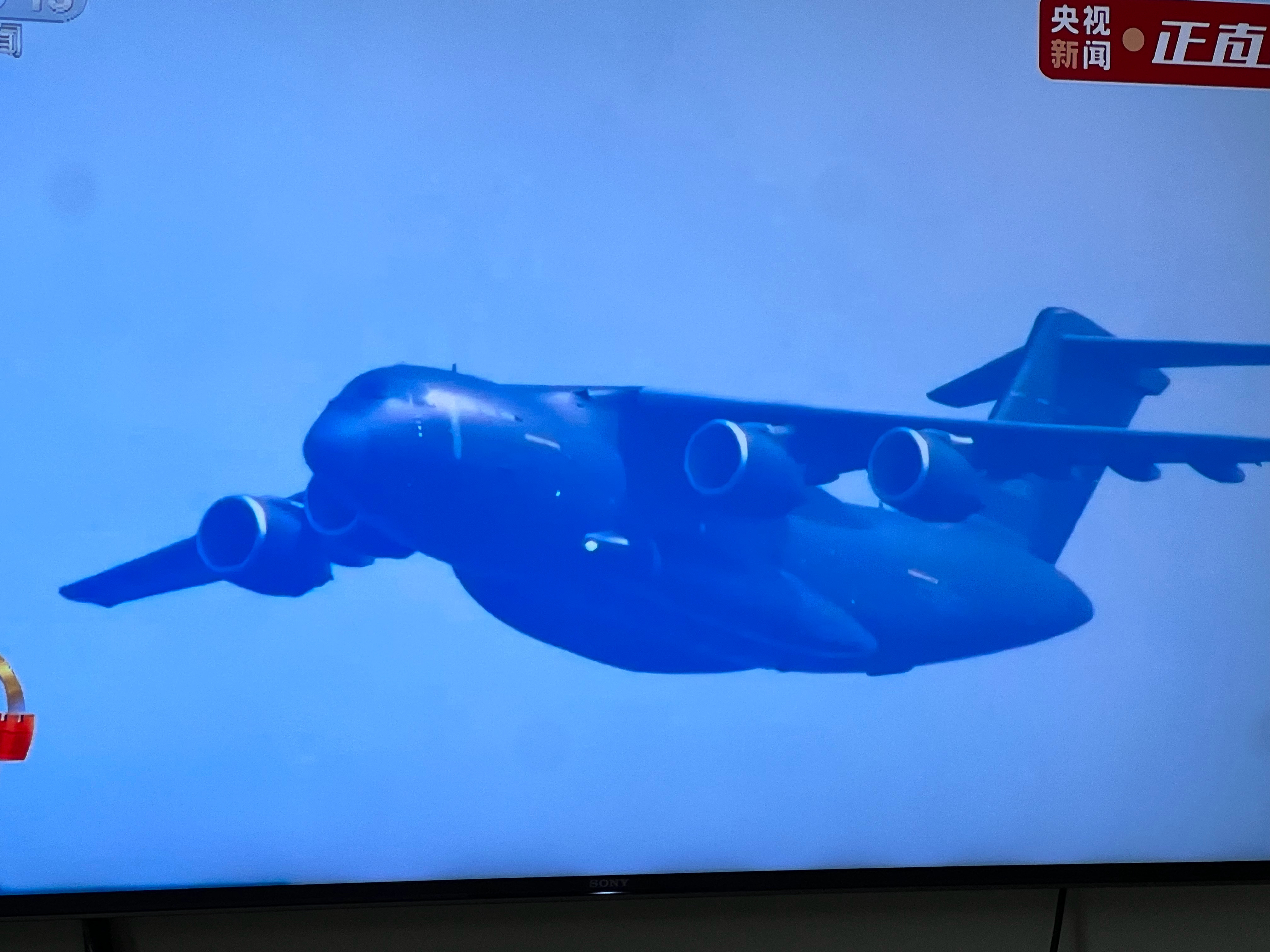 九三盛大阅兵 这次军火装备订单估计要爆单了。朋友圈里梗图太多，我就别发了，你们评