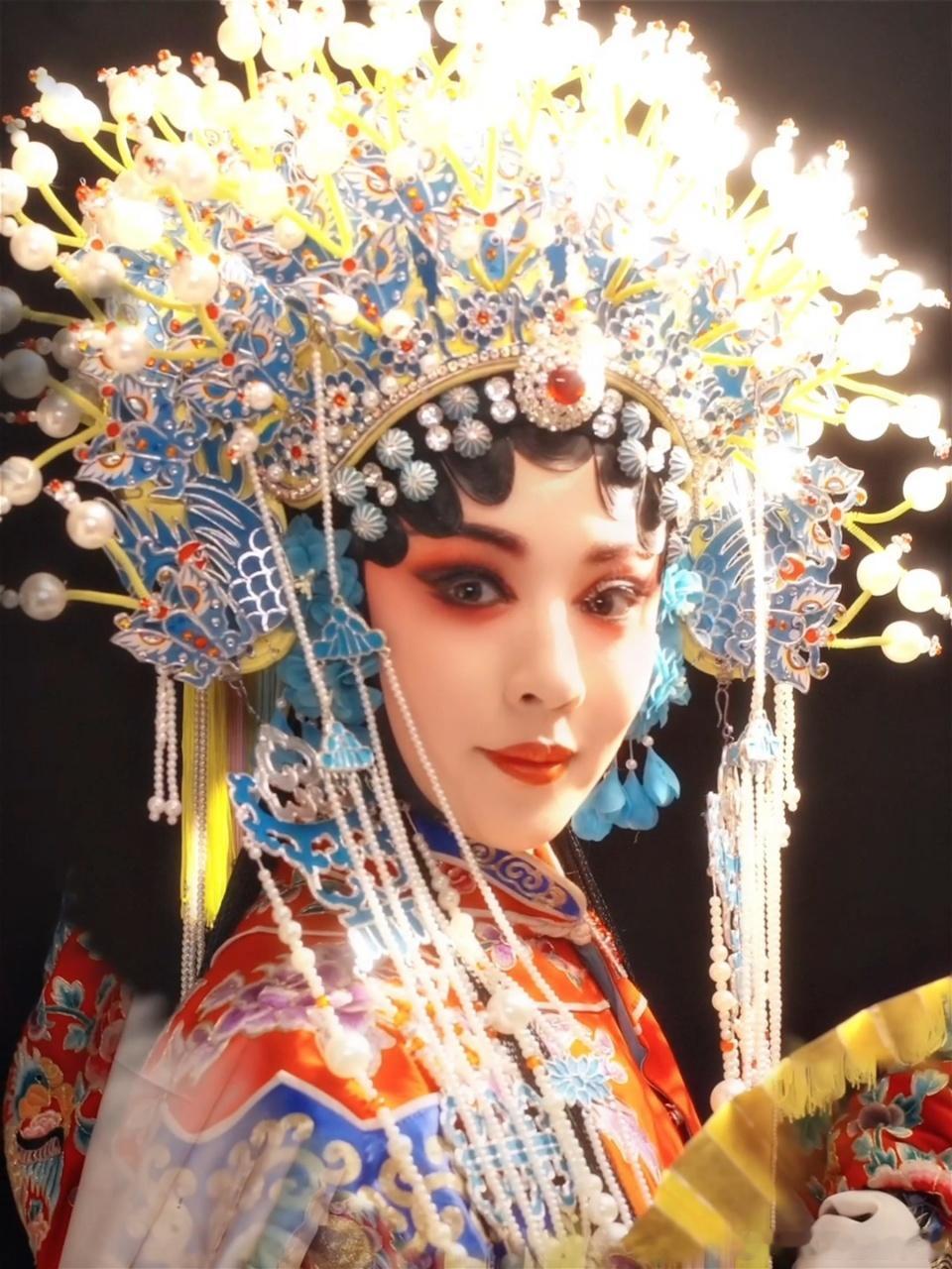 最适合王晓晨的妆造出现了 最适合戏曲的人出现了，王晓晨这个杨贵妃变装简直太夯了，