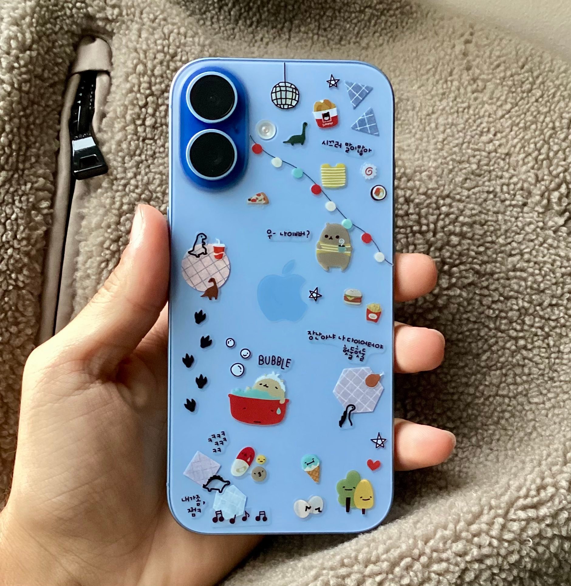 iPhone 弄成这样好可爱呀[舔屏][舔屏] ​​​