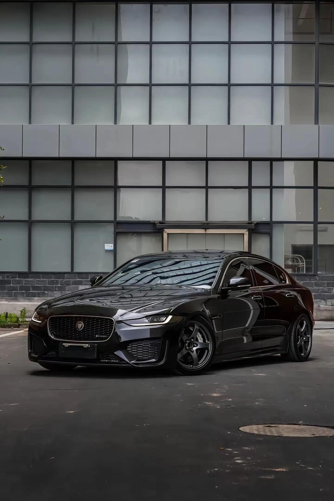 2020款XEL 2.0T 250PS R-Dynamic进取运动版，新车指导价