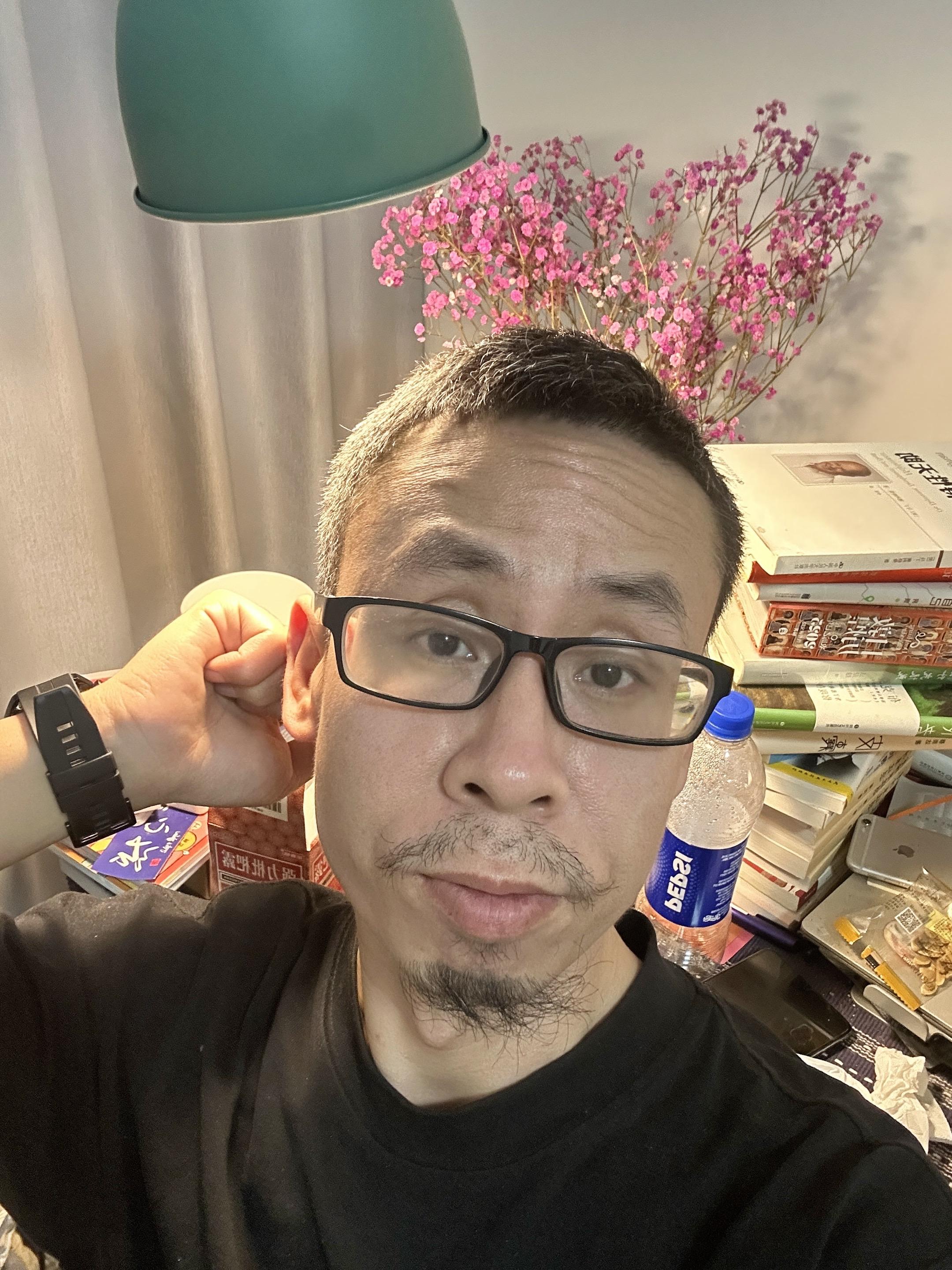 你再好， 也避免不了别人说你坏： 一、不要轻信任何人； 二、要沉稳，逐...