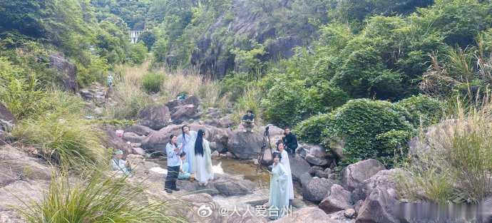 国家级非遗刘阮传说宣传片在台州开机 近日，国家级非遗“刘阮传说”主题宣传片《刘阮