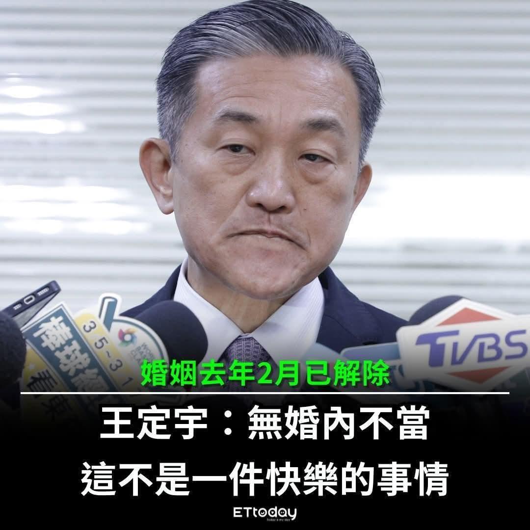 说真的，睡了人家爽了免房租住豪宅，他还不快乐？😂 😂😂😂