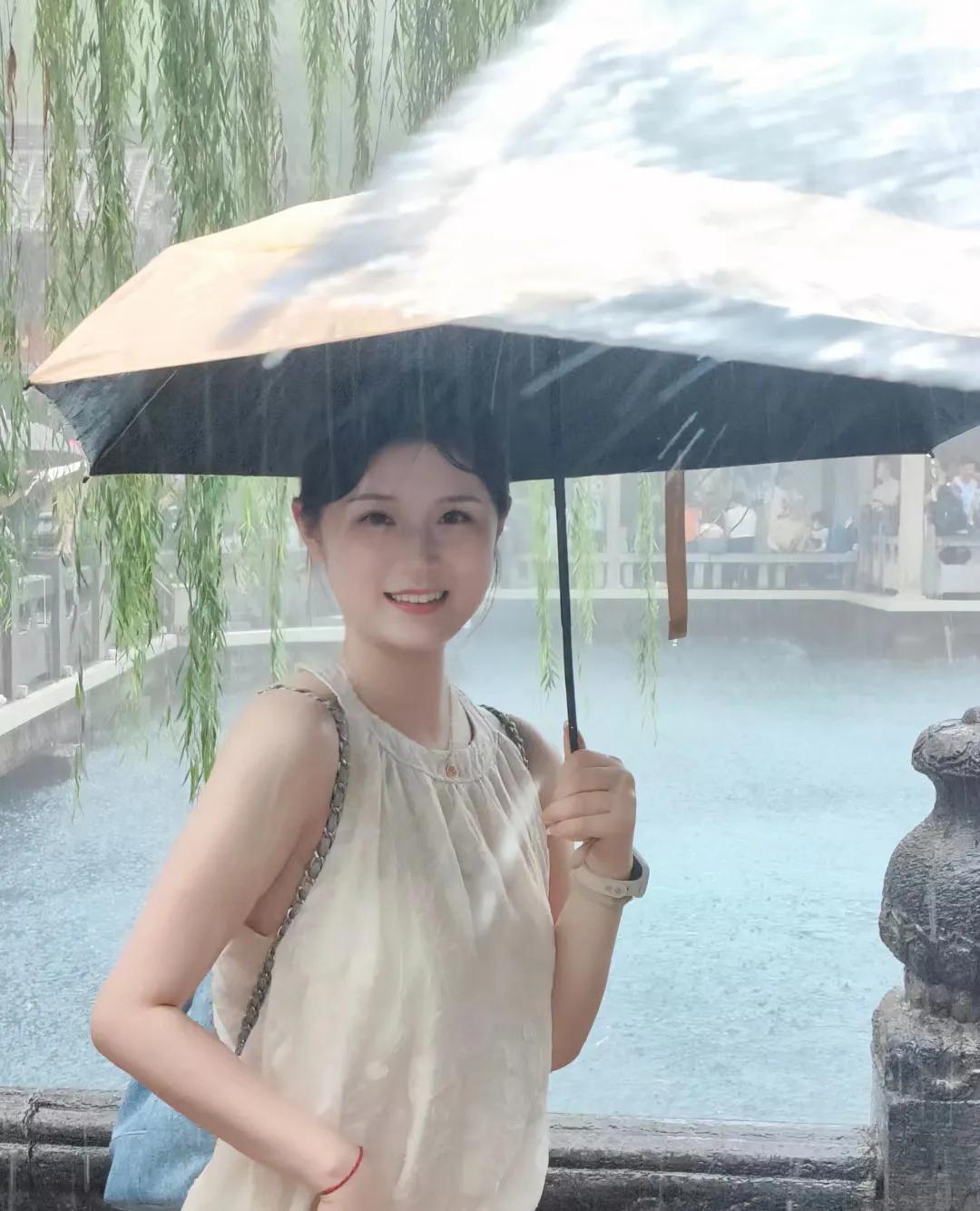 雨天的趵突泉风景更加迷人啊
犹如人间仙境
#相会济南# #济南头条# #济南#