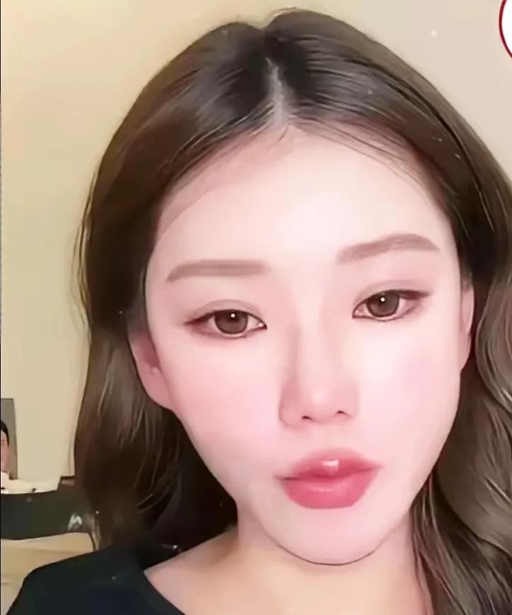 商场上杀伐果断的小菲，一进情场就主动卸掉铠甲、交出全部底牌 他掏心掏肺盼着妻儿团