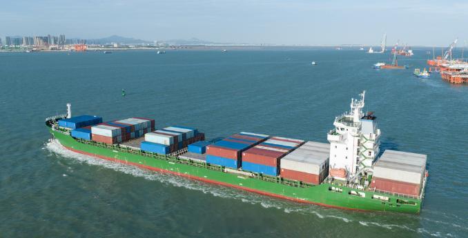 2025年最受关注舰船：福建舰今年服役+全球首次电磁弹射五代机，实至名归。你这个