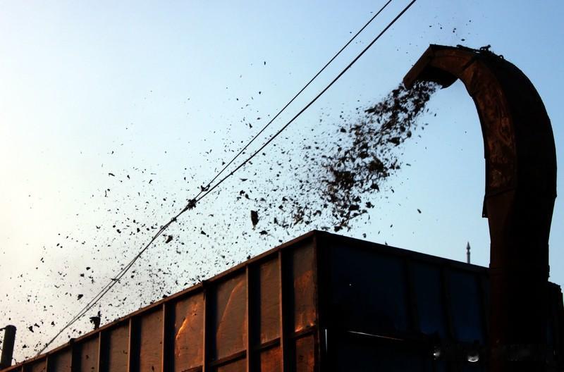 安徽一男子
在草场工作维修粉碎机时
粉碎机意外启动
男子掉入粉碎机身亡
事情发生