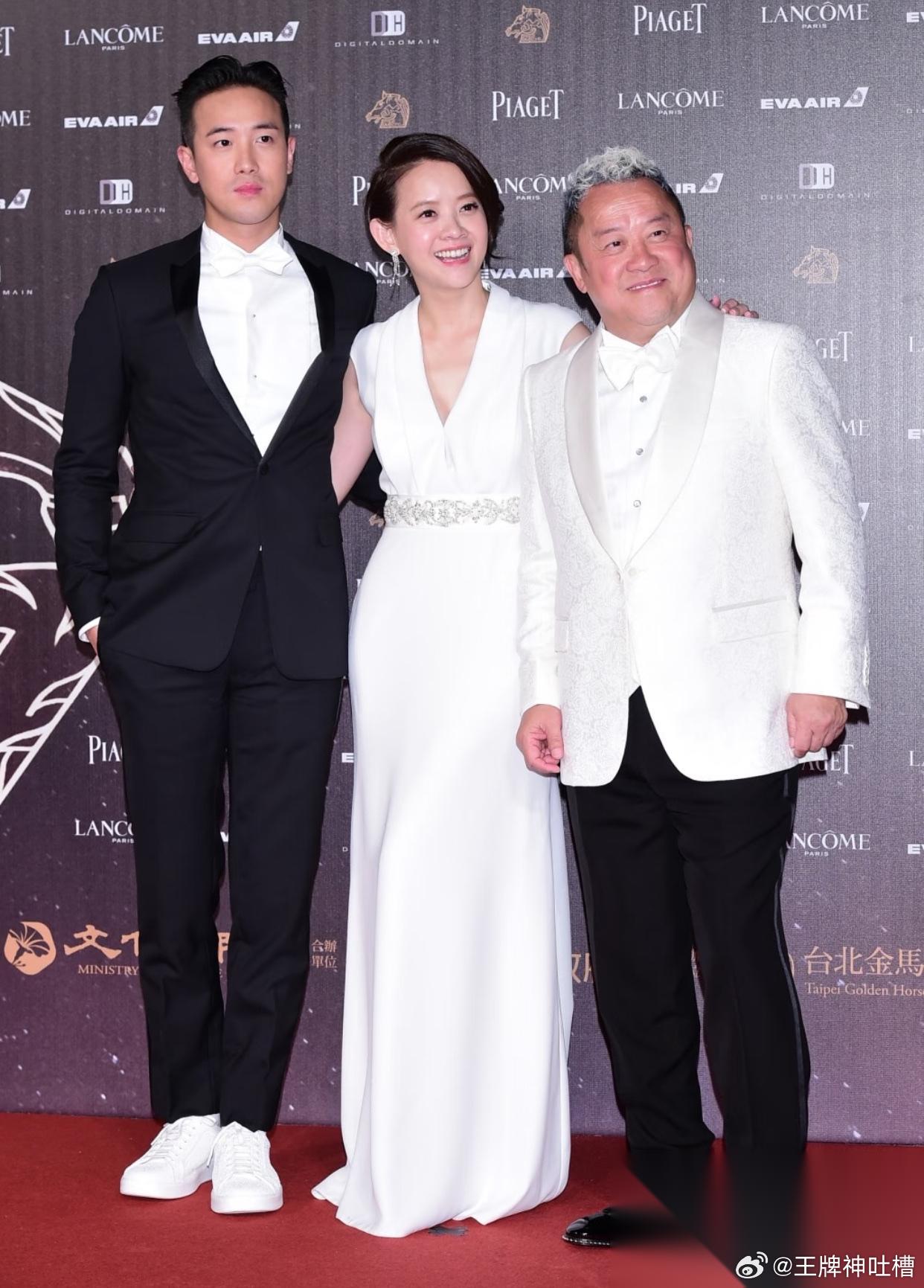 别看曾志伟长相普通，身高矮矮小小的，但他的儿子女儿个顶个好看 女儿曾宝仪漂亮的不