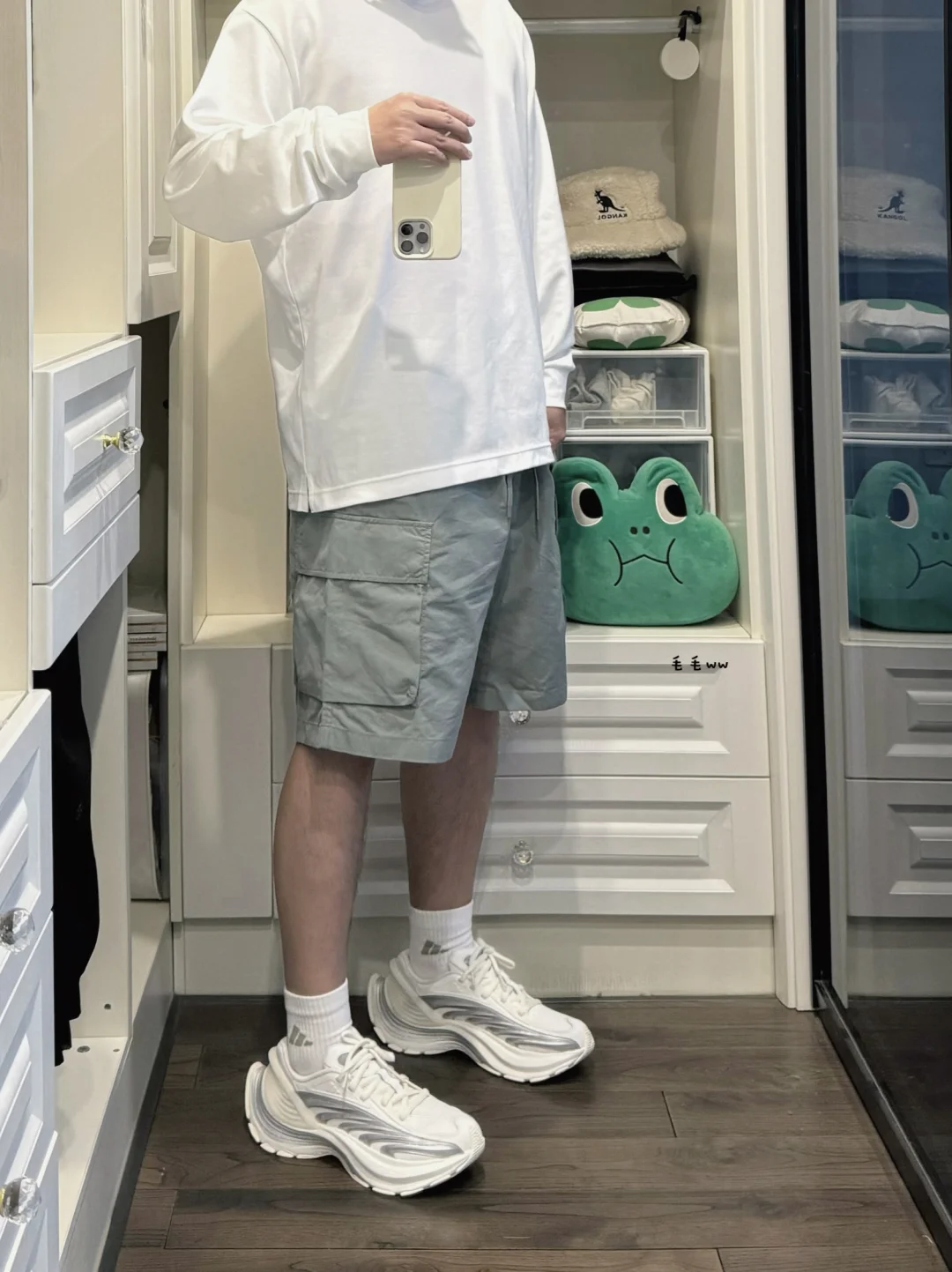 白色体恤｜短裤穿搭