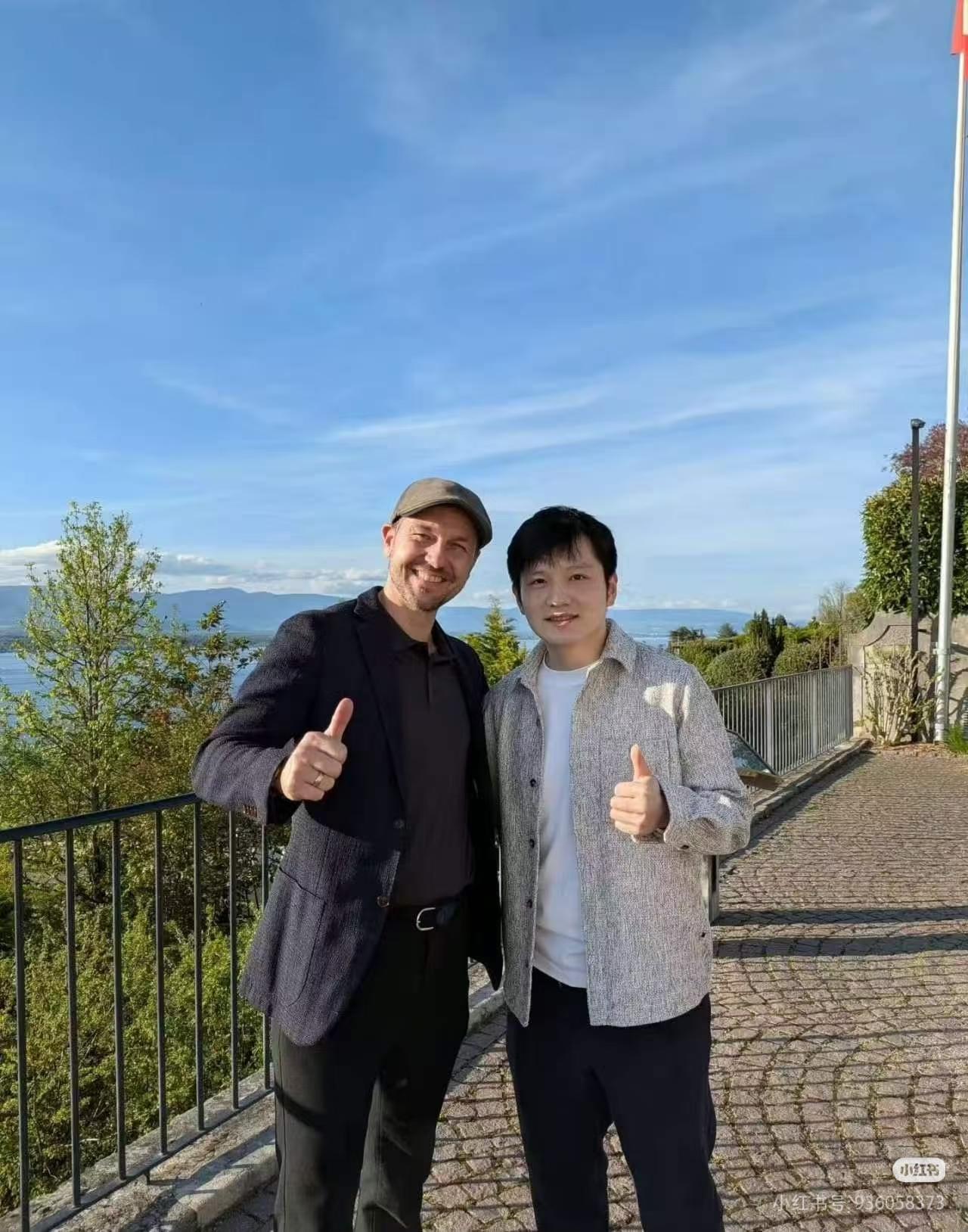 没有班味的樊振东，穿上私服也这样干净利落，不知道是不是用奥妙洗的衣服？奥运冠军，