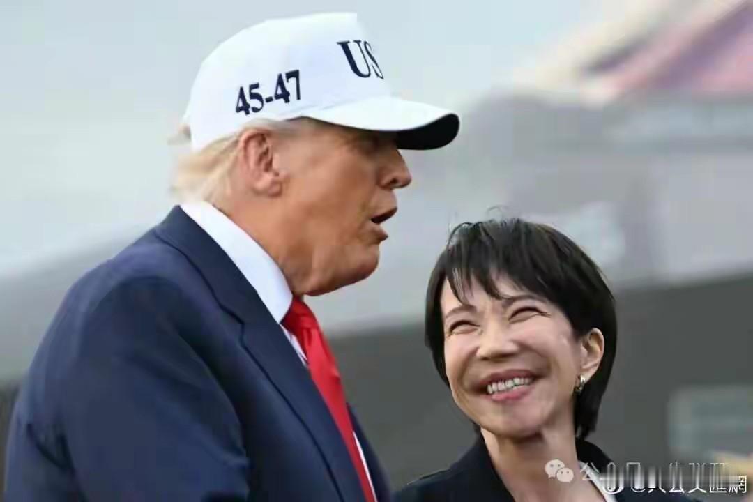 高市早苗在接待特朗普活动中引发日本网民热议

当地时间2025年10月28日下午