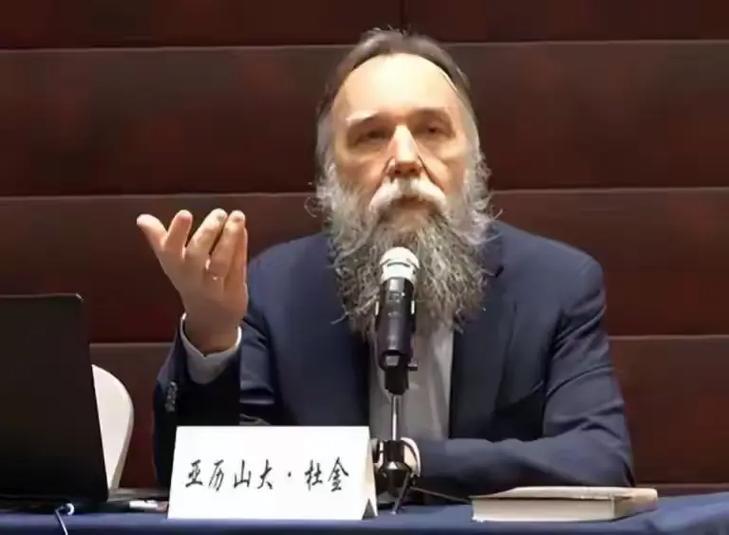 “普京国师”拿俄乌当反面教材，给台湾问题提了醒，值得琢磨
 
被称作“普京国师”