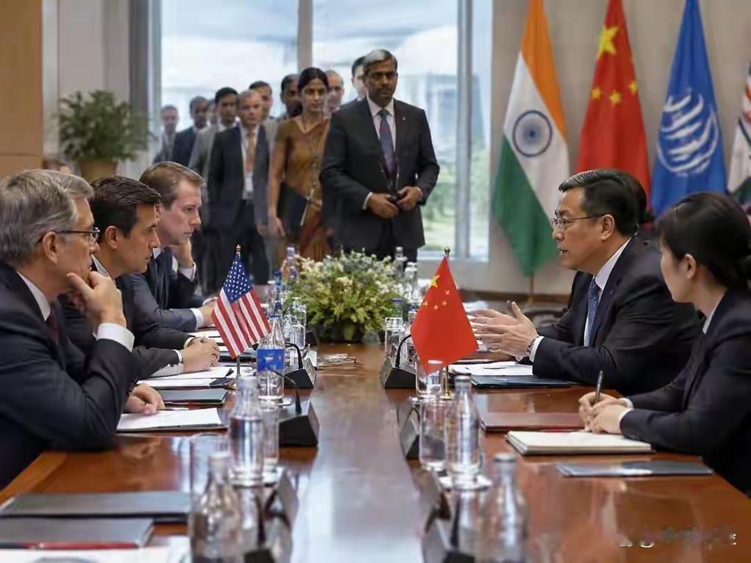 我倒觉得把入世直接当成中国崛起的头号功臣，多少有点把复杂的发展叙事简化成了“开外