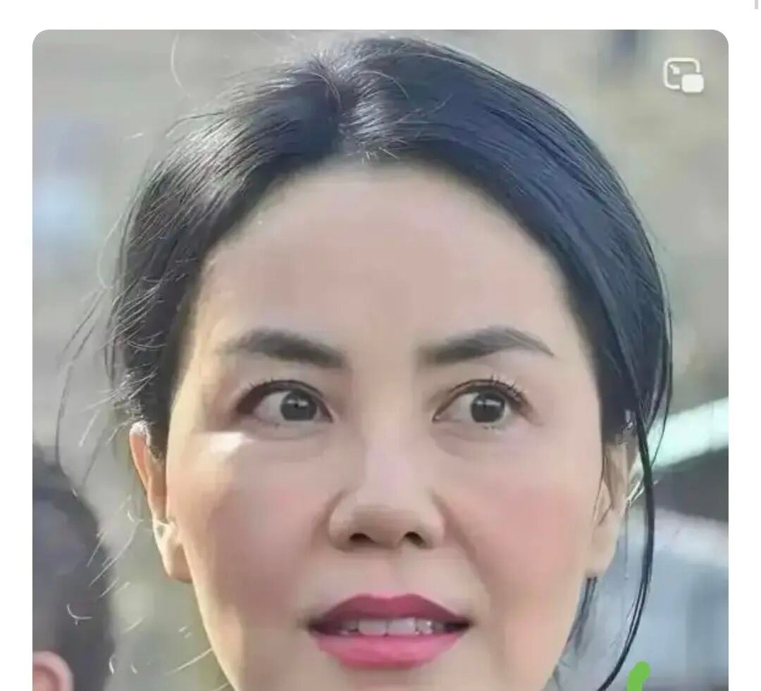 眉毛拽同款眉眼直接、喜怒于面、装不了一点女人鼻小异路婚配更和谐异路指：比自己小的