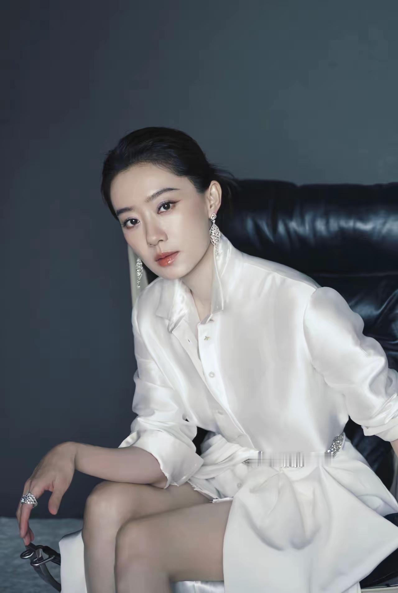 张小斐喜剧界的女王，随着功夫女足上映，地位渐渐会超越贾玲