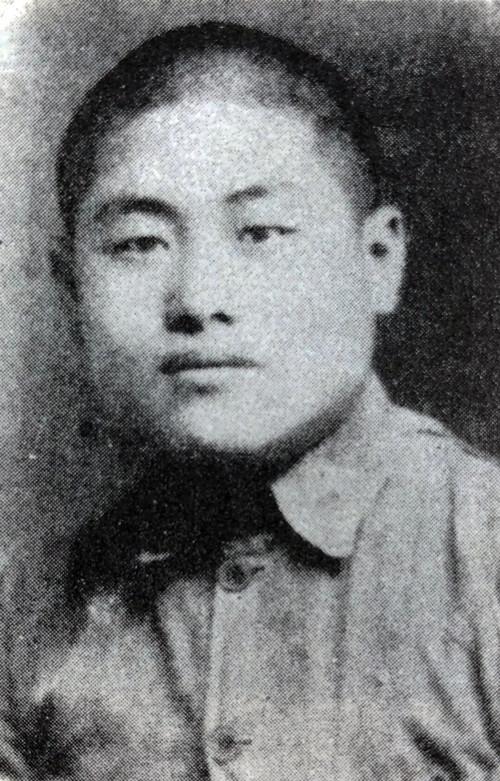 李永锁（1929—1947），原籍河北宁晋县庞庄村，高小毕业后到铁路工厂当工人，