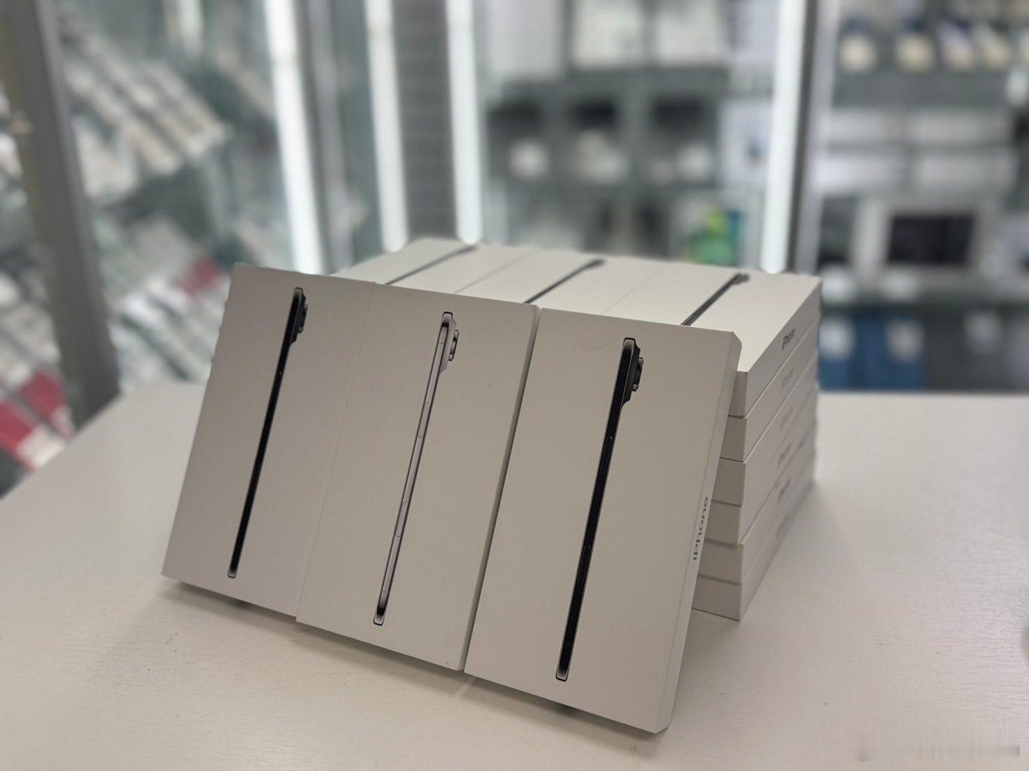 iPhone Air会是苹果最不保值的iPhone，等等党又要大胜[馋嘴] ​​