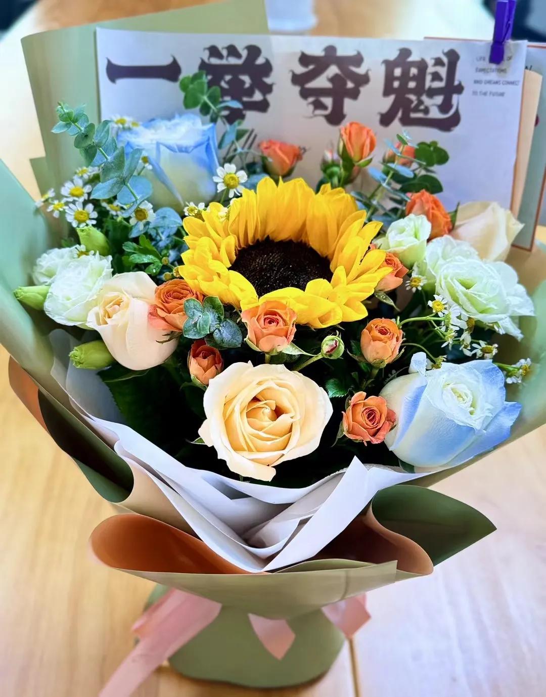 今天是中考的第3天，很多中学生考完最后一门，即将迎来全新的学习生涯。

今天听说