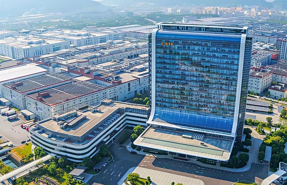 1978年，越南把26万华人抢光钱财，扒光尊严后，像“垃圾”一样扔出国门，殊不知