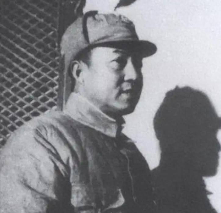 李志民出任二纵政委多年后回忆，坦言上任时已深知责任重大，这份重担令他难以忘怀
1