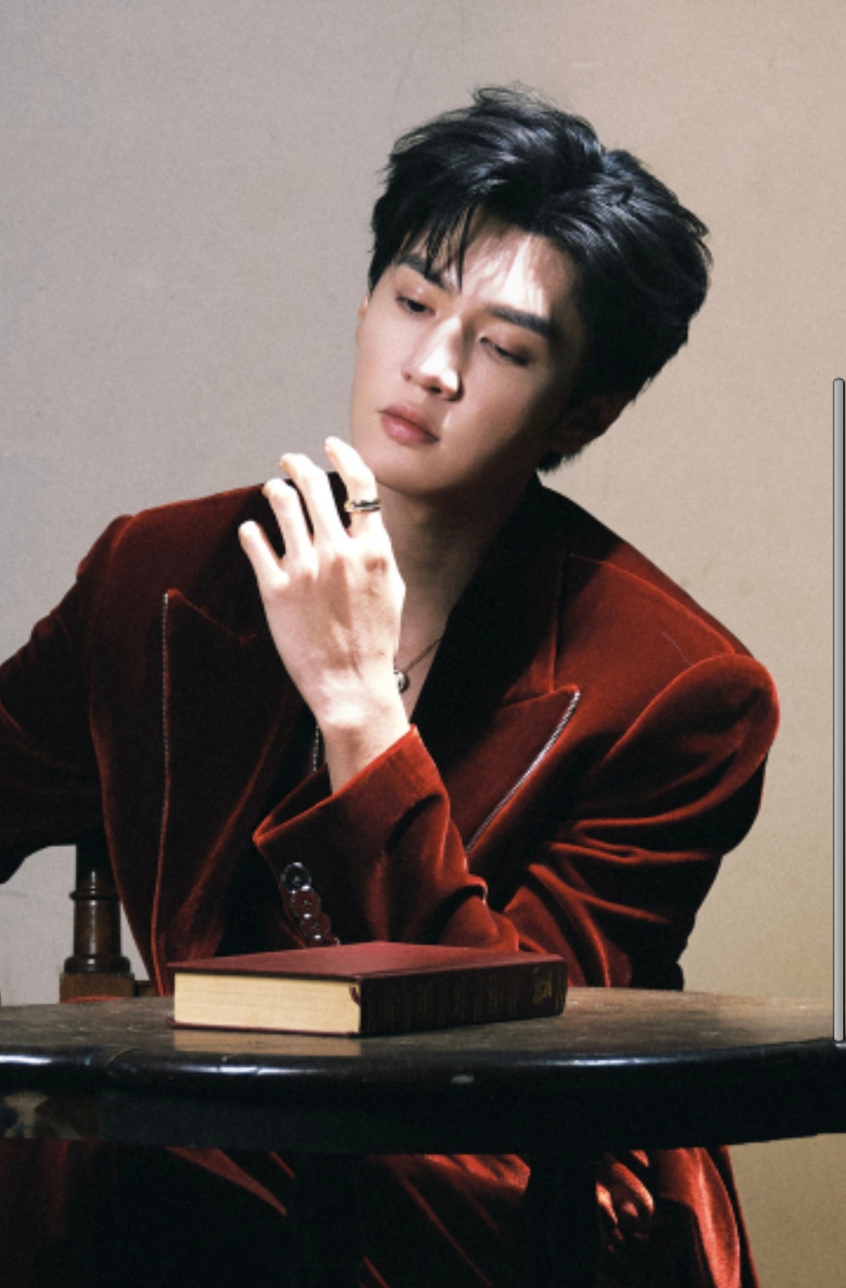 陈哲远再来一部现偶，谢谢。 