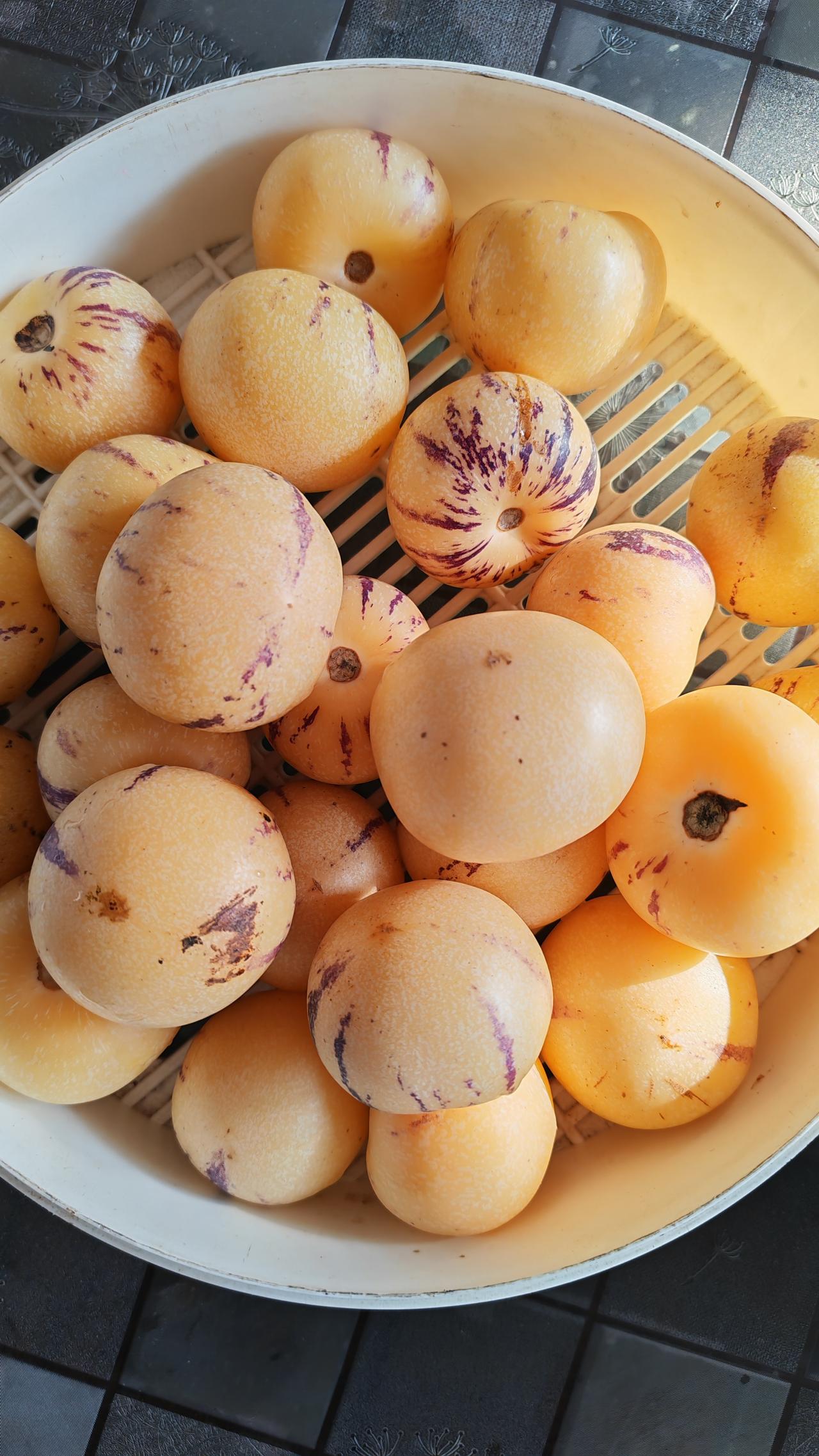 这玩意味道不错，水分很大