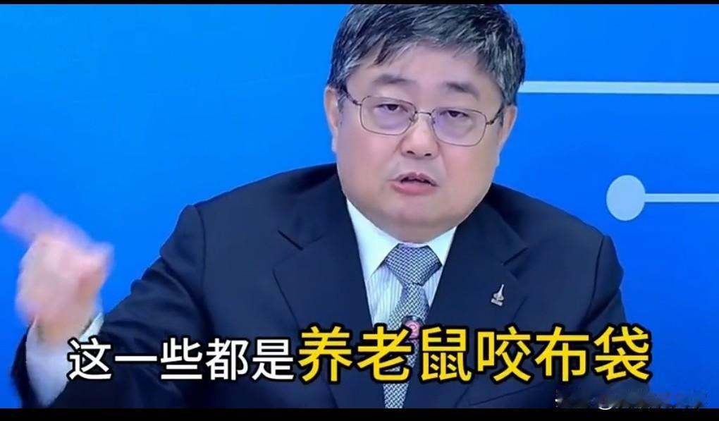 小舰长吕礼诗批赵少康人老格局小，看不见祖国大陆的辉煌成就，这个老人家只知道在小岛