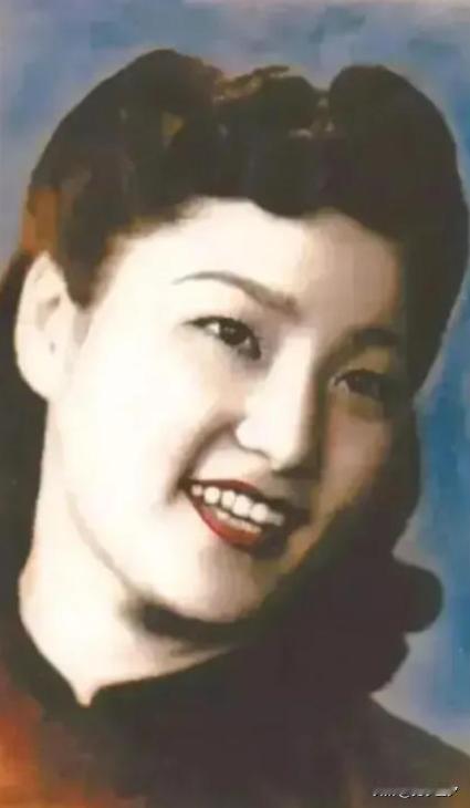 1942年，日军夜袭远征军野战医院，杀了3名女护士，次日一早，女护士方寿纯提议：