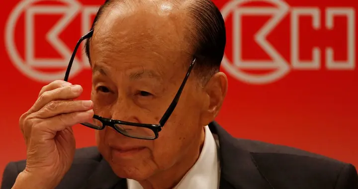 李嘉诚要一意孤行？