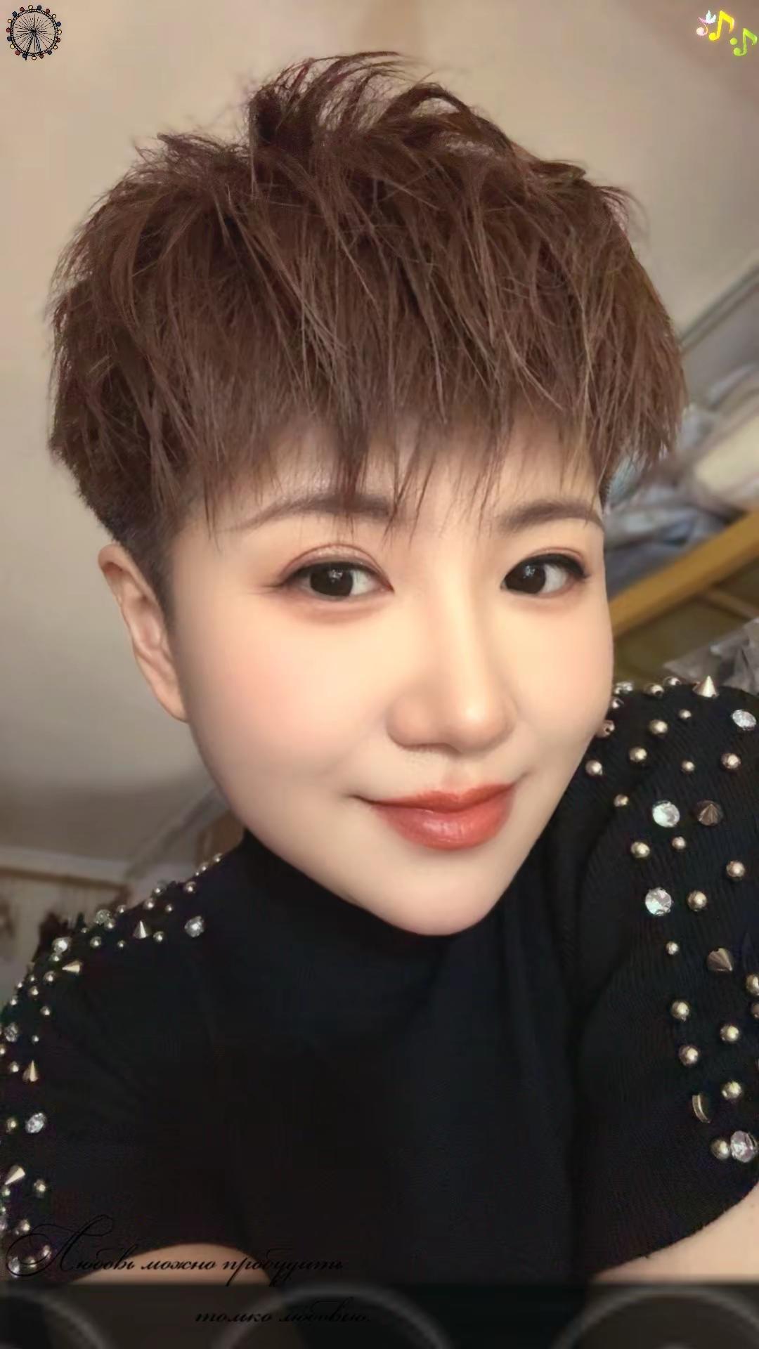 换个发型，换个心情，好看吗？