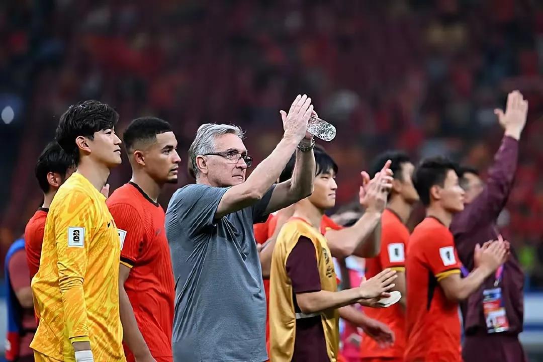 中国队还是成为伊万的最后一站，伊万于2025年10月30日，正式宣布退休，71岁