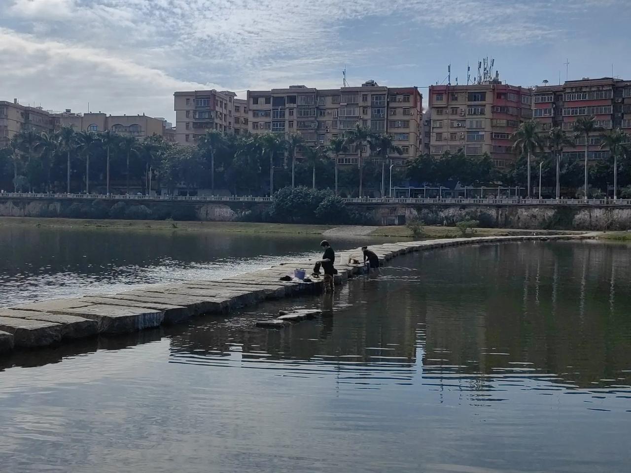 同安的城市化，人的城市化，还有很长的路。。。