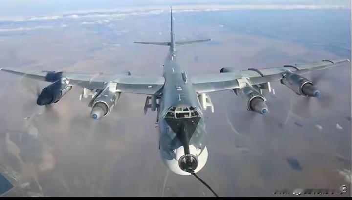 俄军换狠招下死手！72小时狂轰不停，战略轰炸机压境，乌海陆命脉被掐，最严峻时刻降