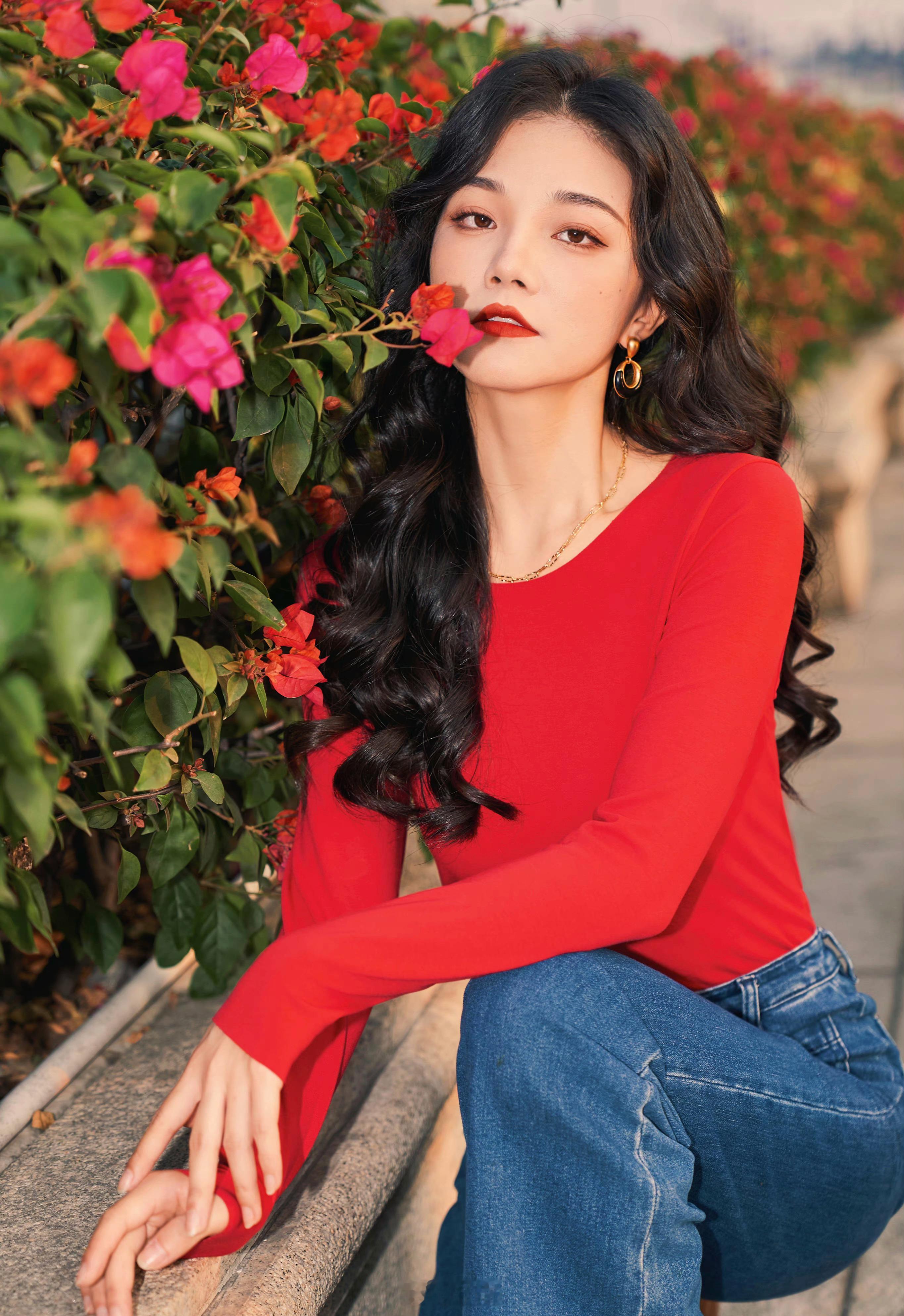 多种颜色混沌的小姐姐 ​​​