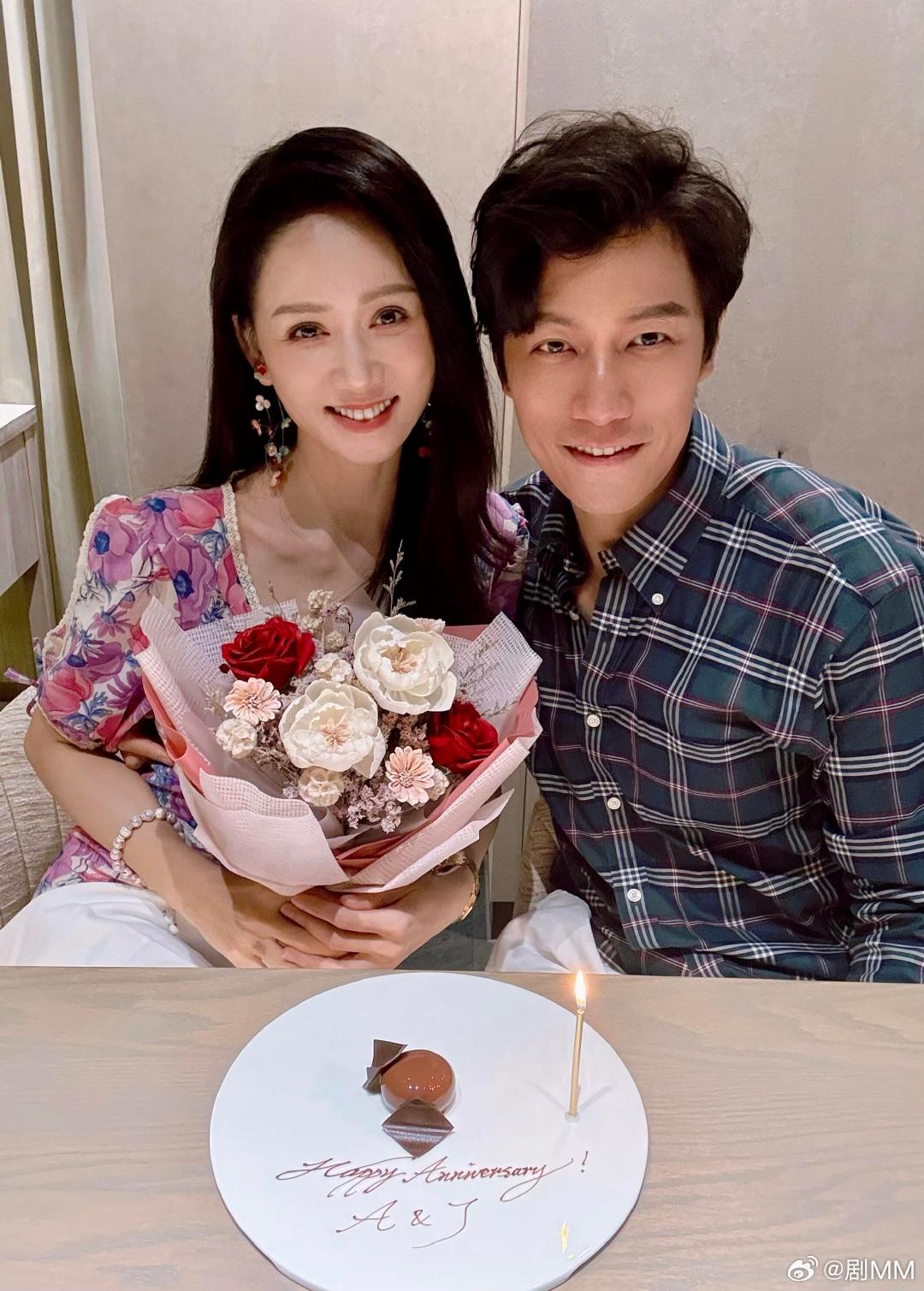 陈乔恩艾伦婚礼一周年陈乔恩庆祝与艾伦在一起六周年陈乔恩和艾伦的二人世界好浪漫，周