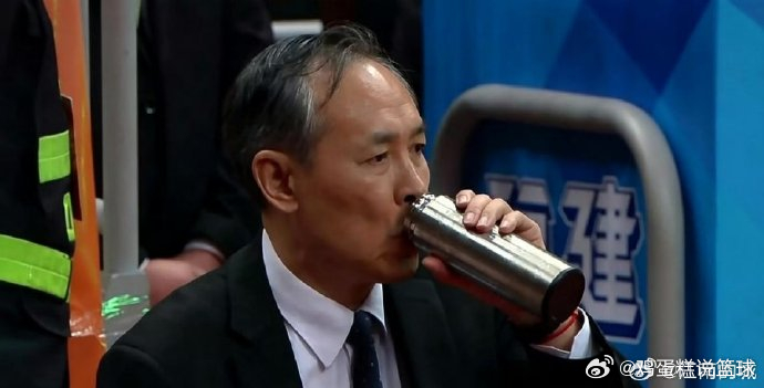 许利民指导在赛后新闻发布会上表示：从结果上看我们战胜了对方，但其实我们是战胜了自