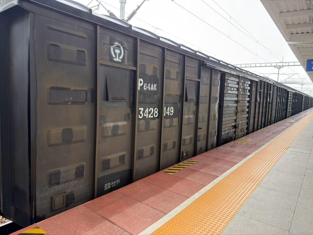 溜了溜了🚂 ​​​