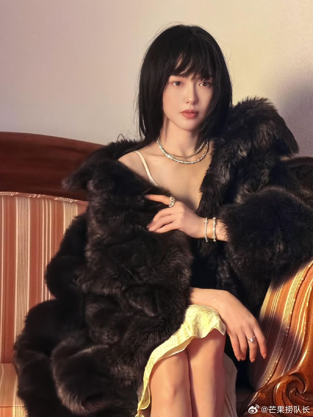 唐嫣重新定义硬照唐嫣工作室重新定义硬照 趣味释义搭配高颜值画面，看点十足。唐嫣适