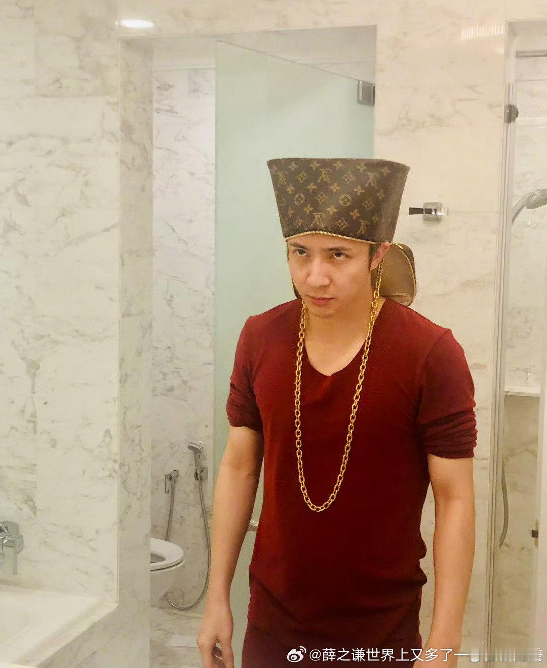 薛之谦演唱会卷上天了 别人卷舞台，薛之谦直接卷上天！太原站千架无人机配合曲目演绎