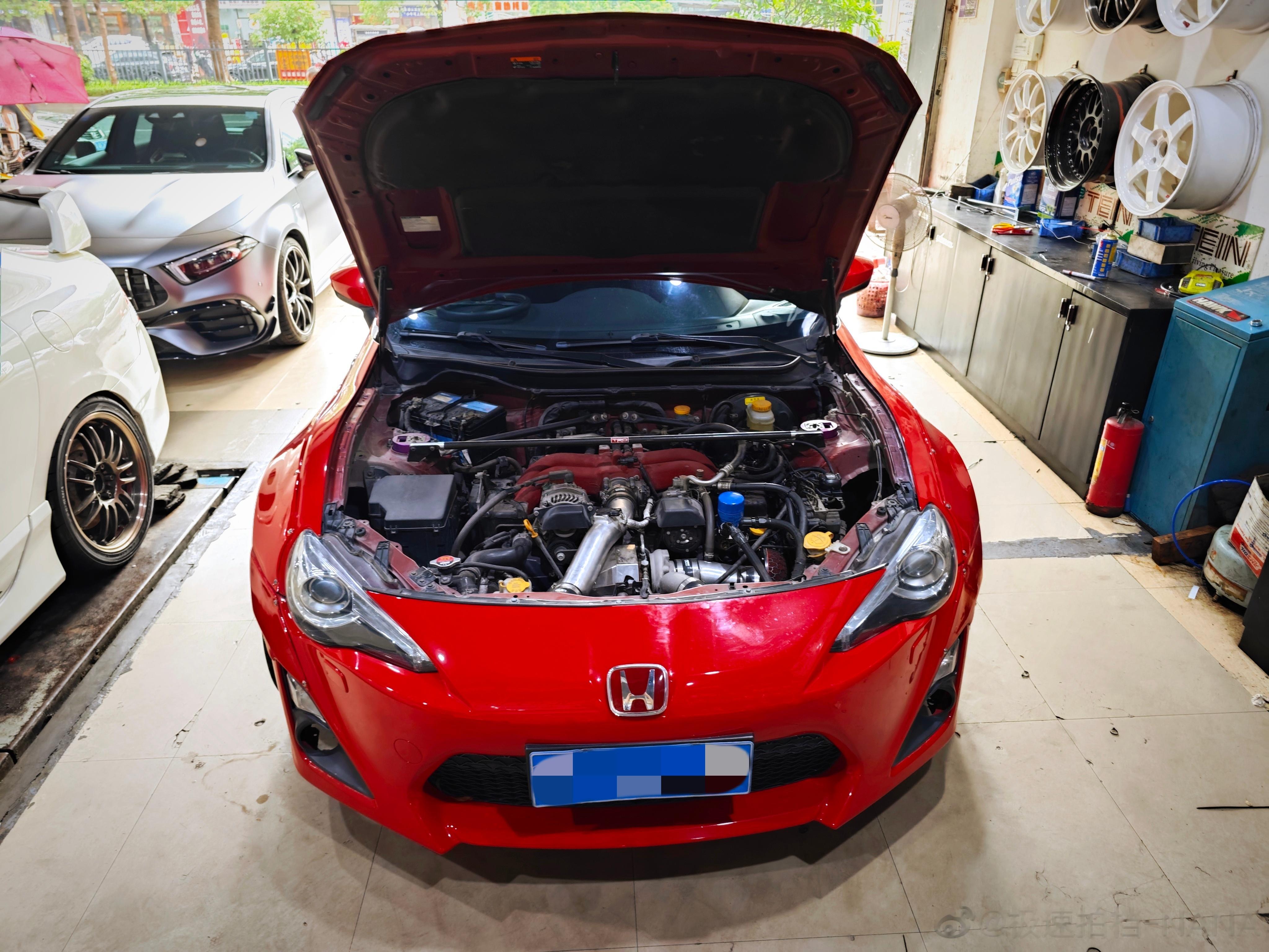 Honda？[允悲]这要怎么读？ ​​​
